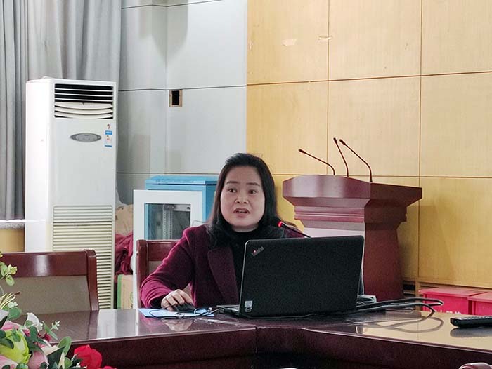 色情片
举办《从疫情防控看制度优势》专题教育报告2.jpg